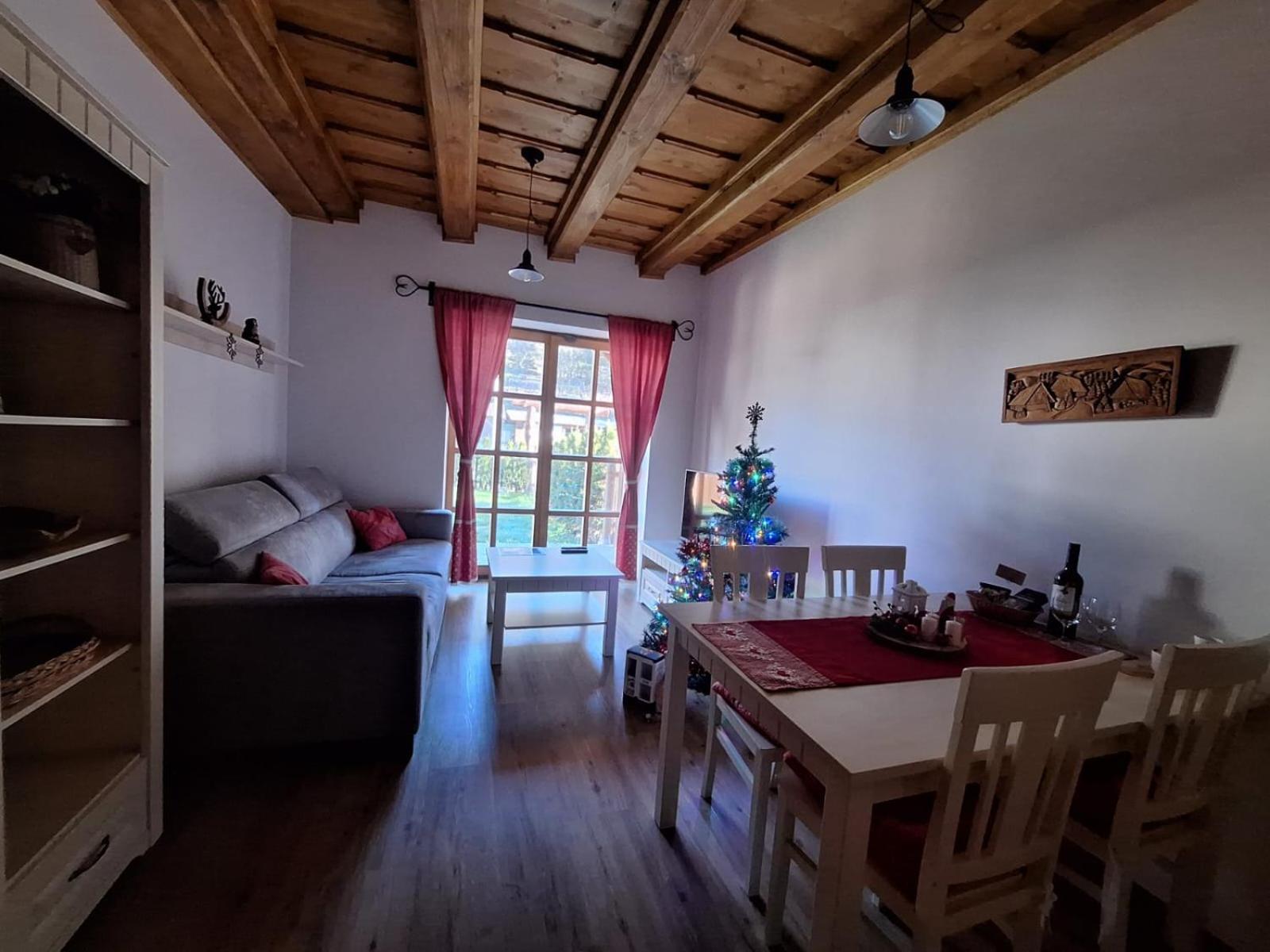 Apartman Jezerne Velké Karlovice Eksteriør billede